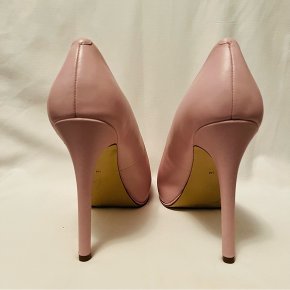 Guess heels size US 8 - Picture 3 of 5